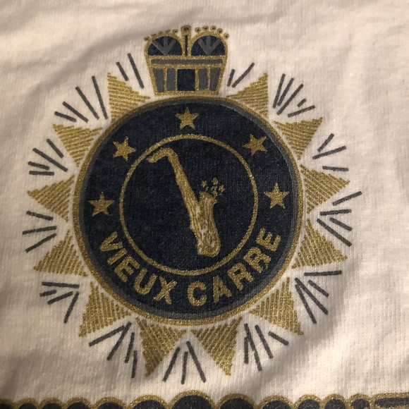 Vintage New Orleans French Quarter T-Shirt in Navy, White, & Gold; sz L - Picture 4 of 8